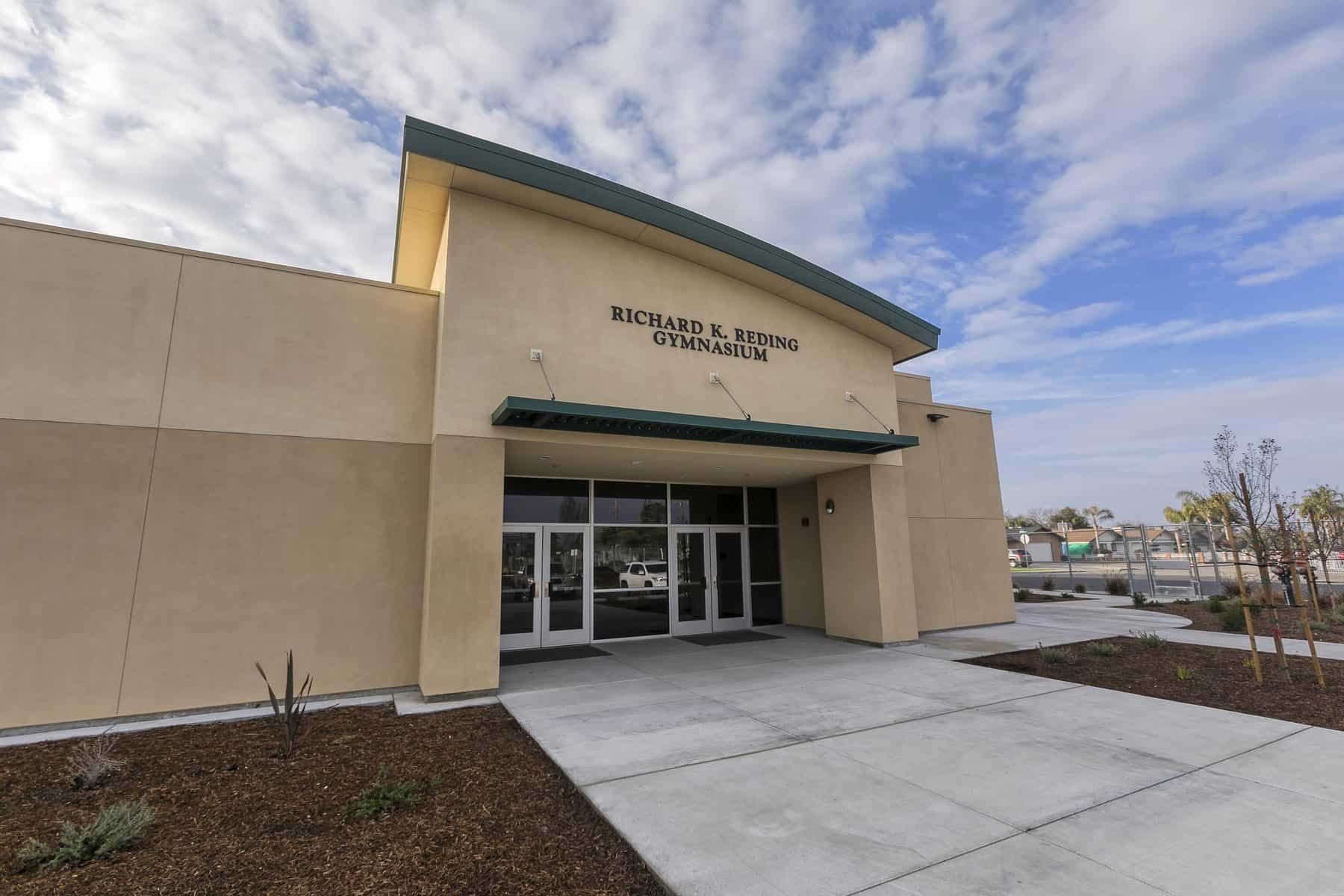 Palm Avenue Middle School - Klassen Corporation