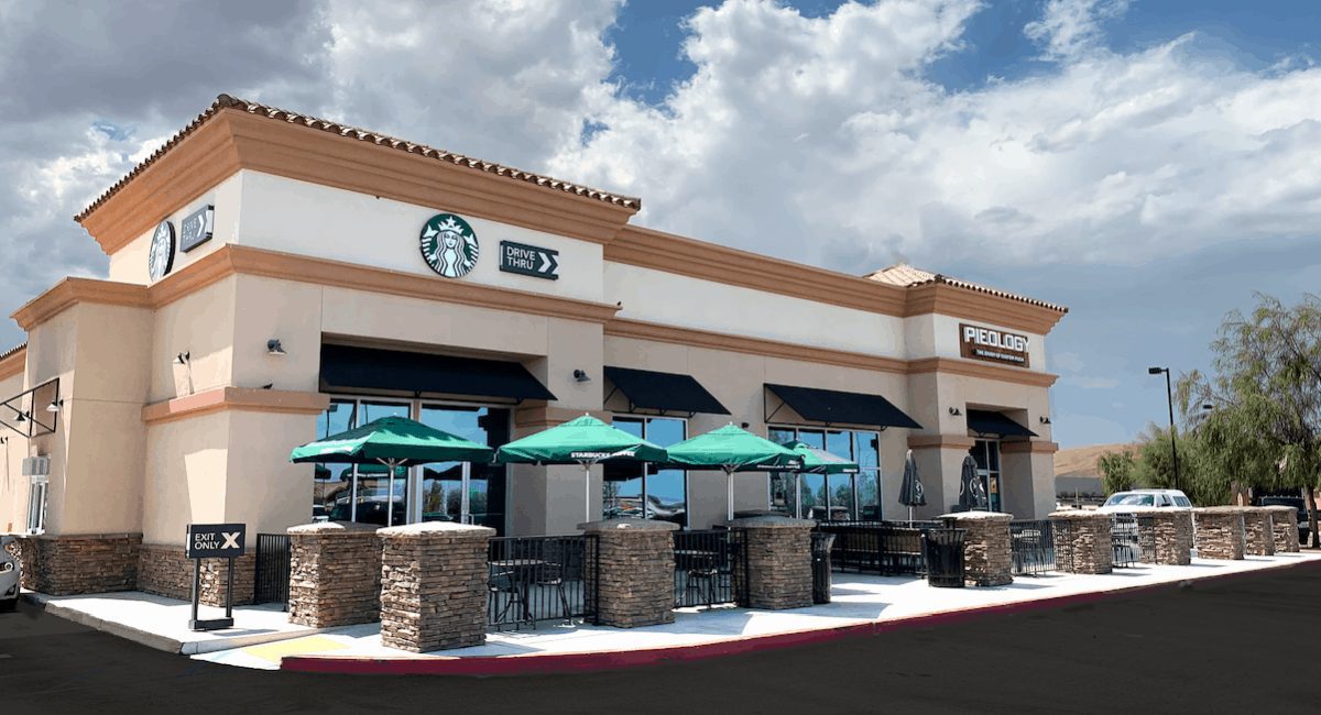 Starbucks-and-Pieology-2-re-1200x650